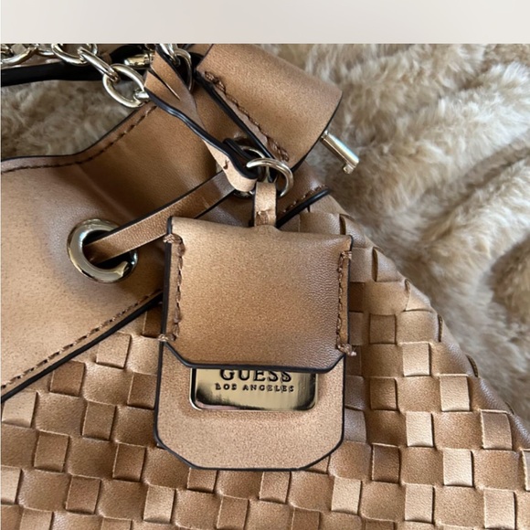 Guess shoulder bag - Picture 2 of 5